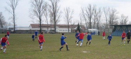 Žiaci si na úvod jari poradili so Šúrovcami
